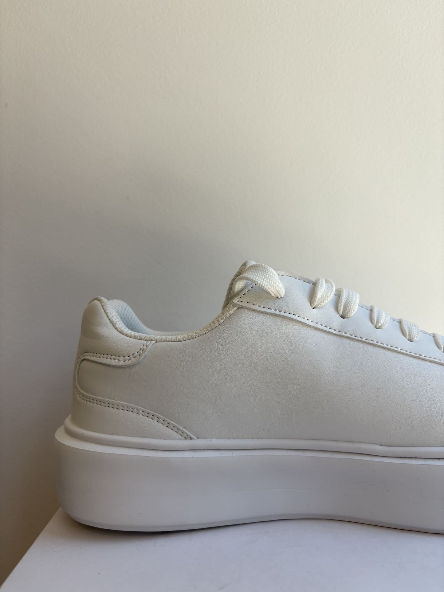 Sneakers basic bianche