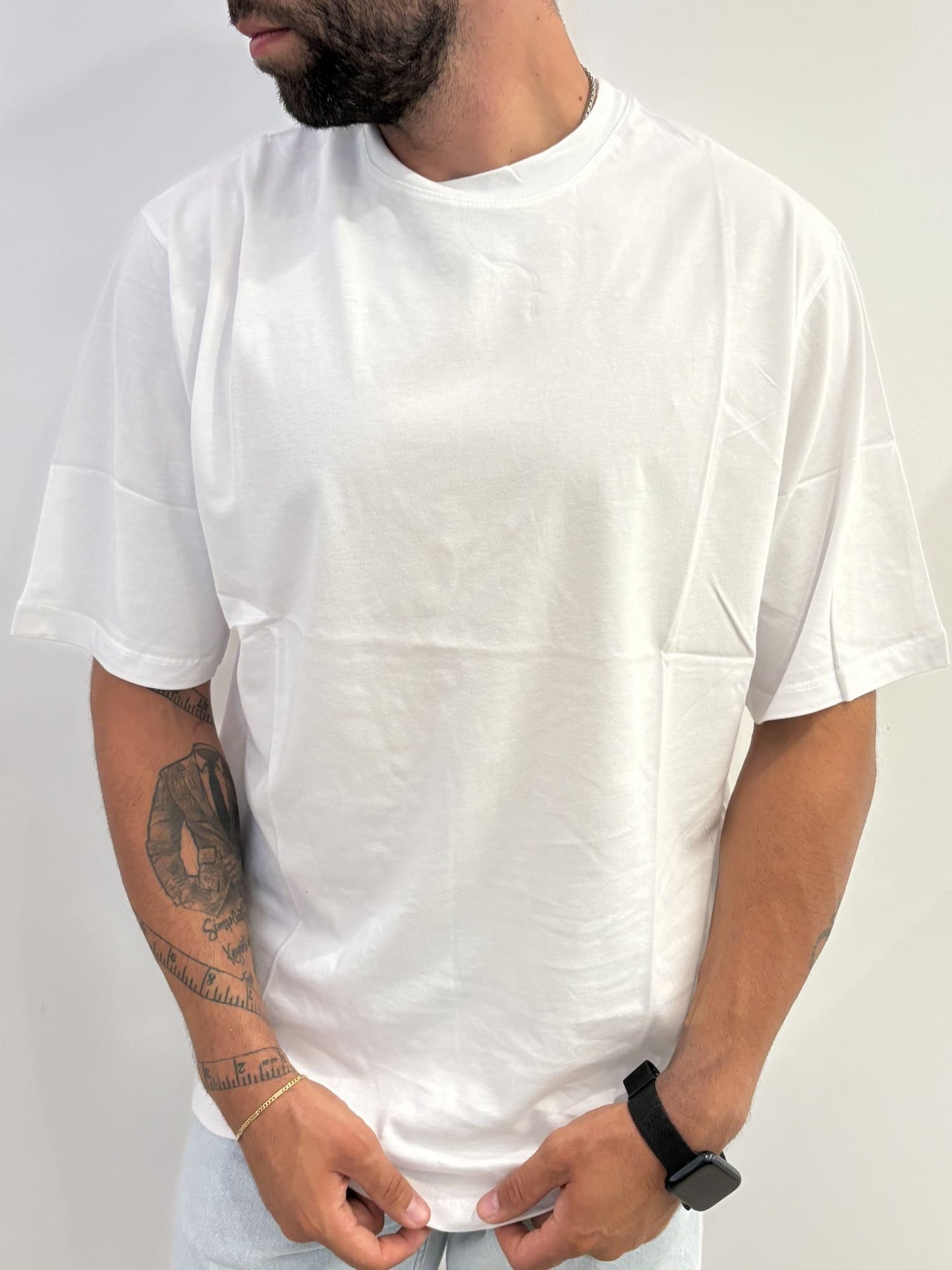 T-shirt over con stampa sul retro