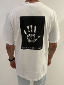 T-shirt over con stampa sul retro