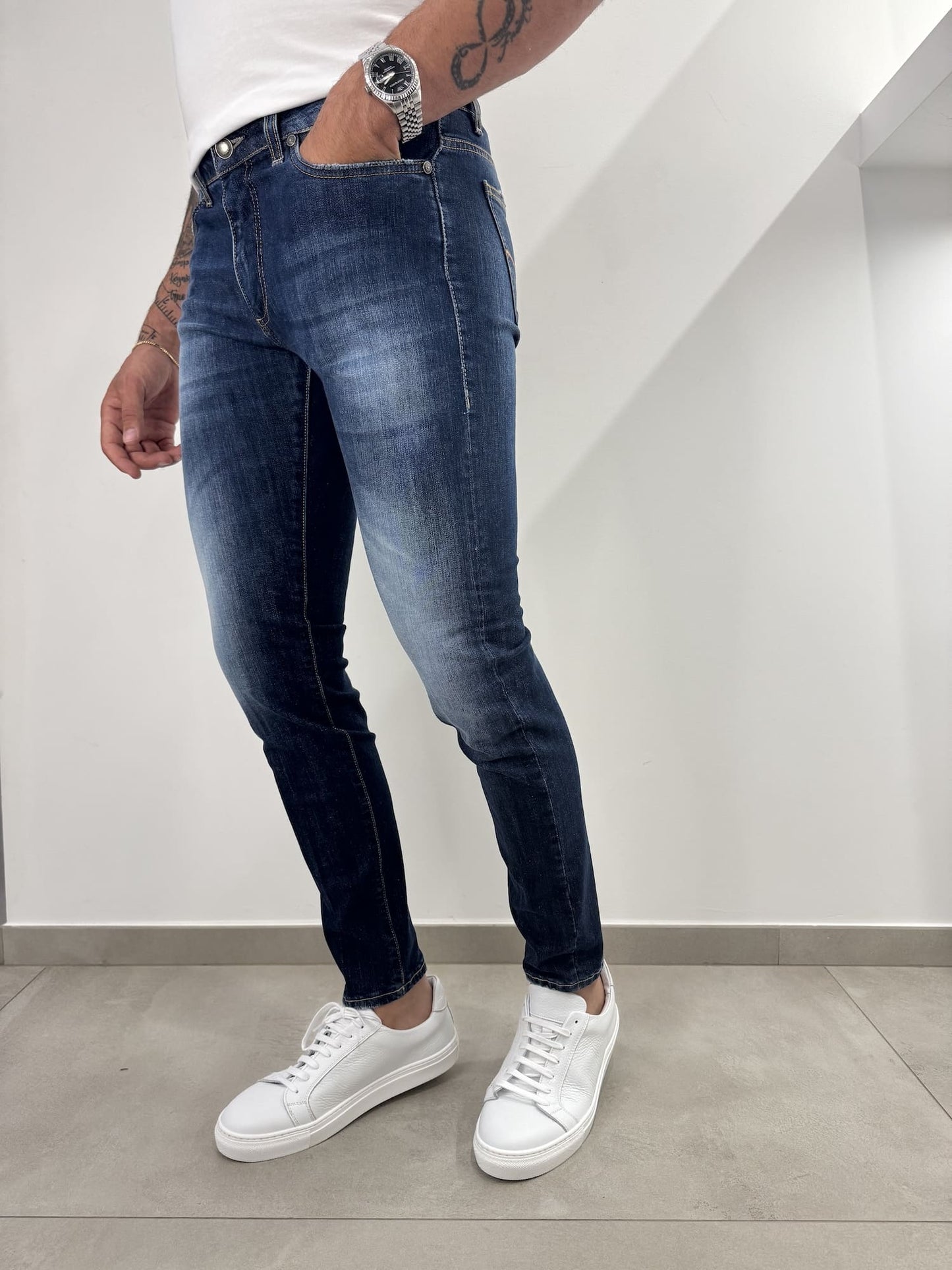 Jeans slim uomo scuro
