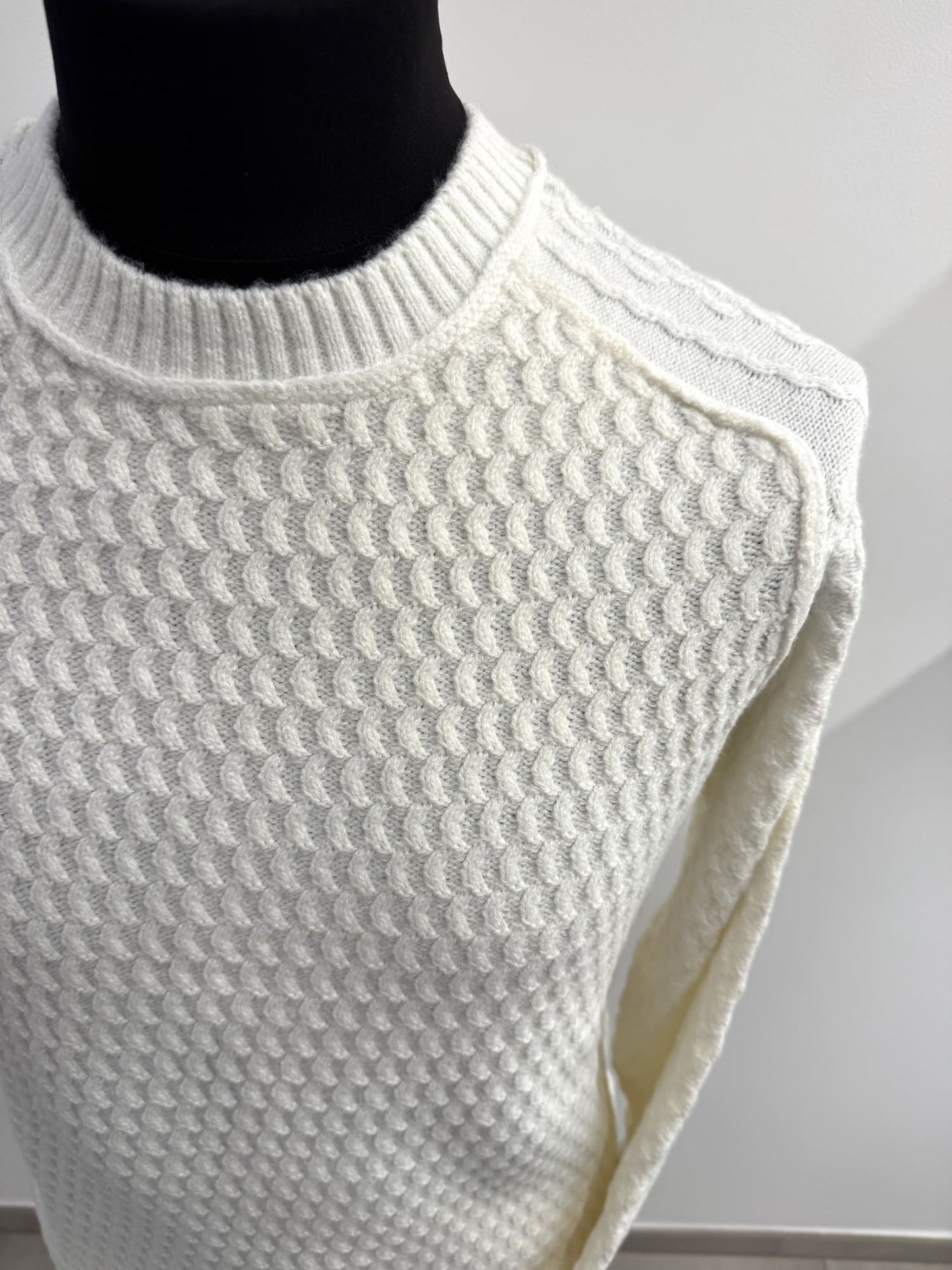 Pullover paricollo strutturato