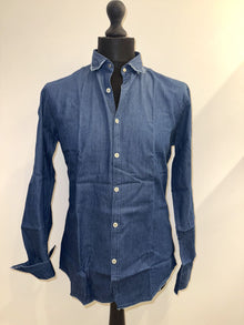 Camicia in denim collo francese