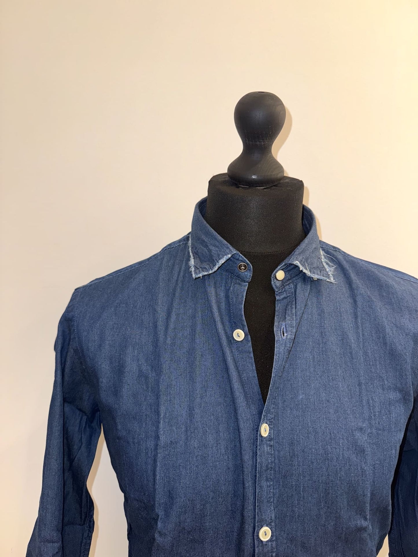 Camicia in denim collo francese