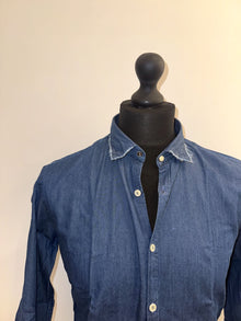 Camicia in denim collo francese