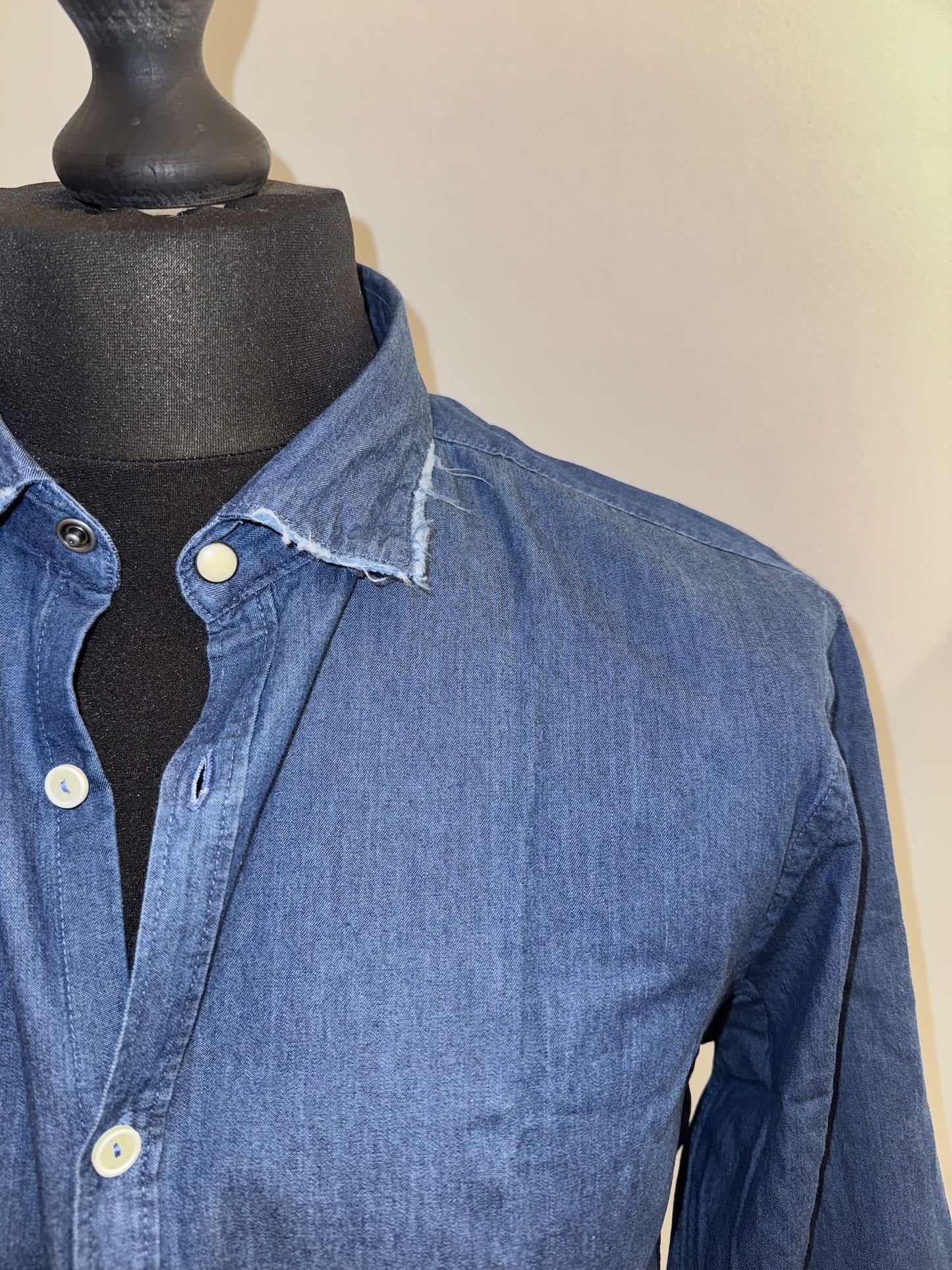 Camicia in denim collo francese