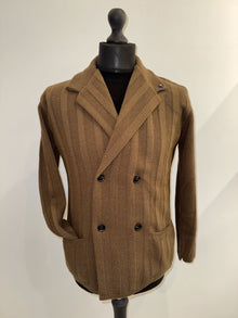 Cardigan Out/Fit