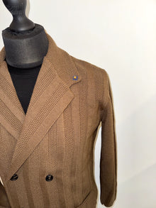 Cardigan Out/Fit