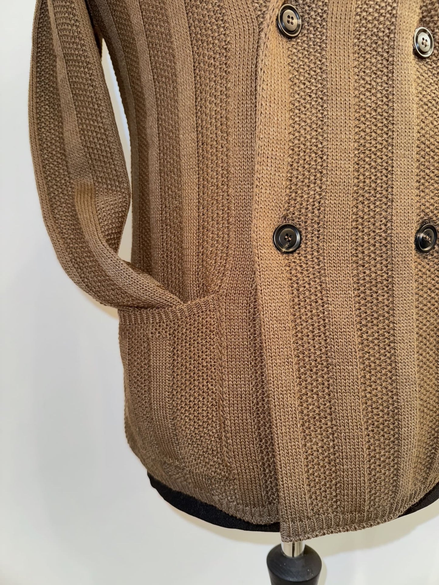 Cardigan Out/Fit