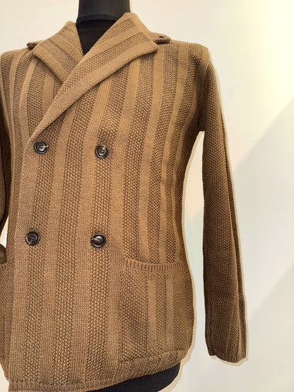 Cardigan Out/Fit