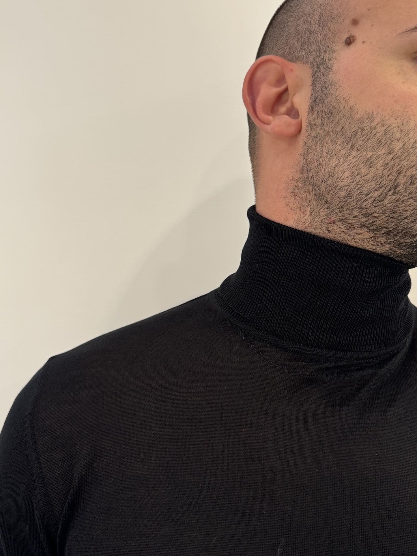 Dolcevita Out/Fit in misto seta black