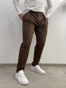 Pantalone semi elegante con elastici sui fianchi