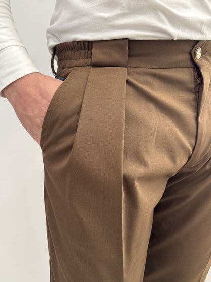 Pantalone semi elegante con elastici sui fianchi