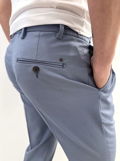 Pantalone semi elegante con elastici sui fianchi