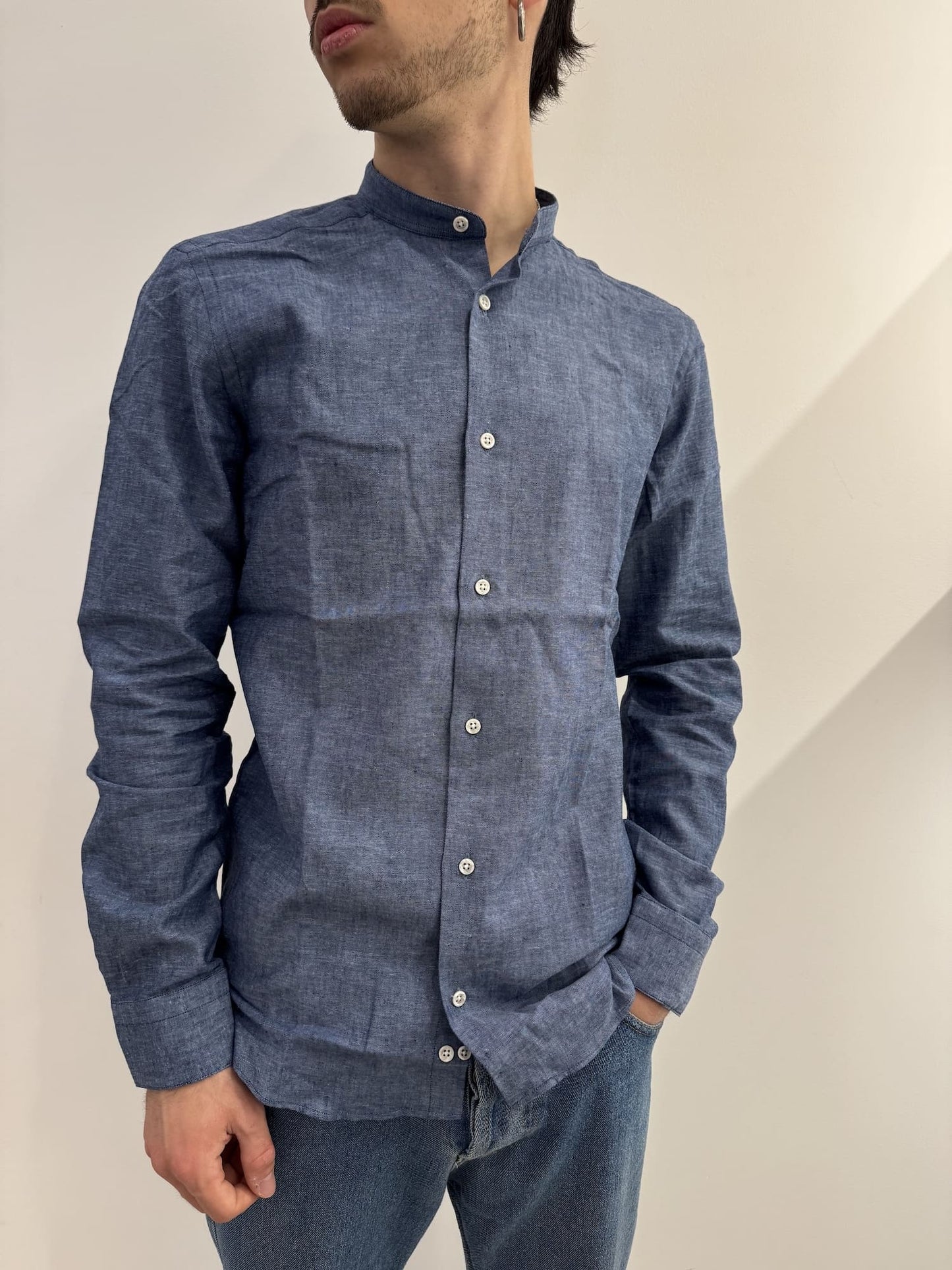 Camicia collo coreana in lino