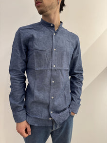 Camicia collo coreana in lino