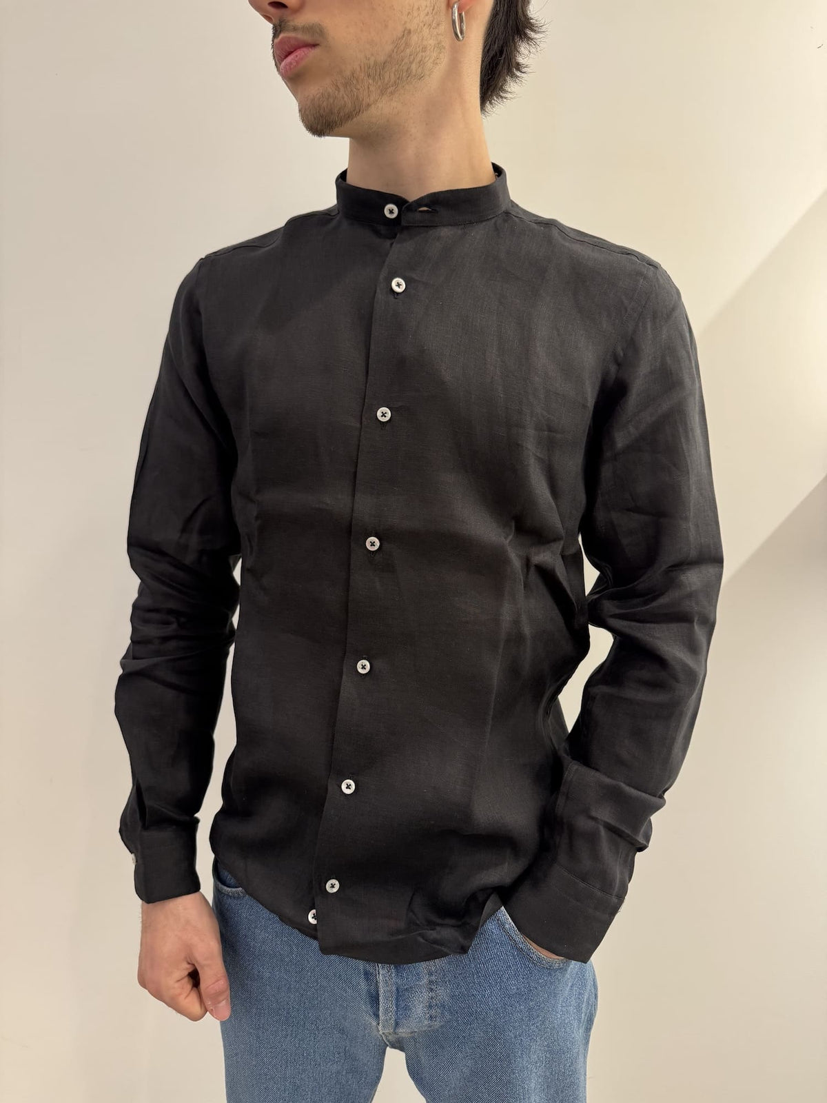 Camicia collo coreana in lino