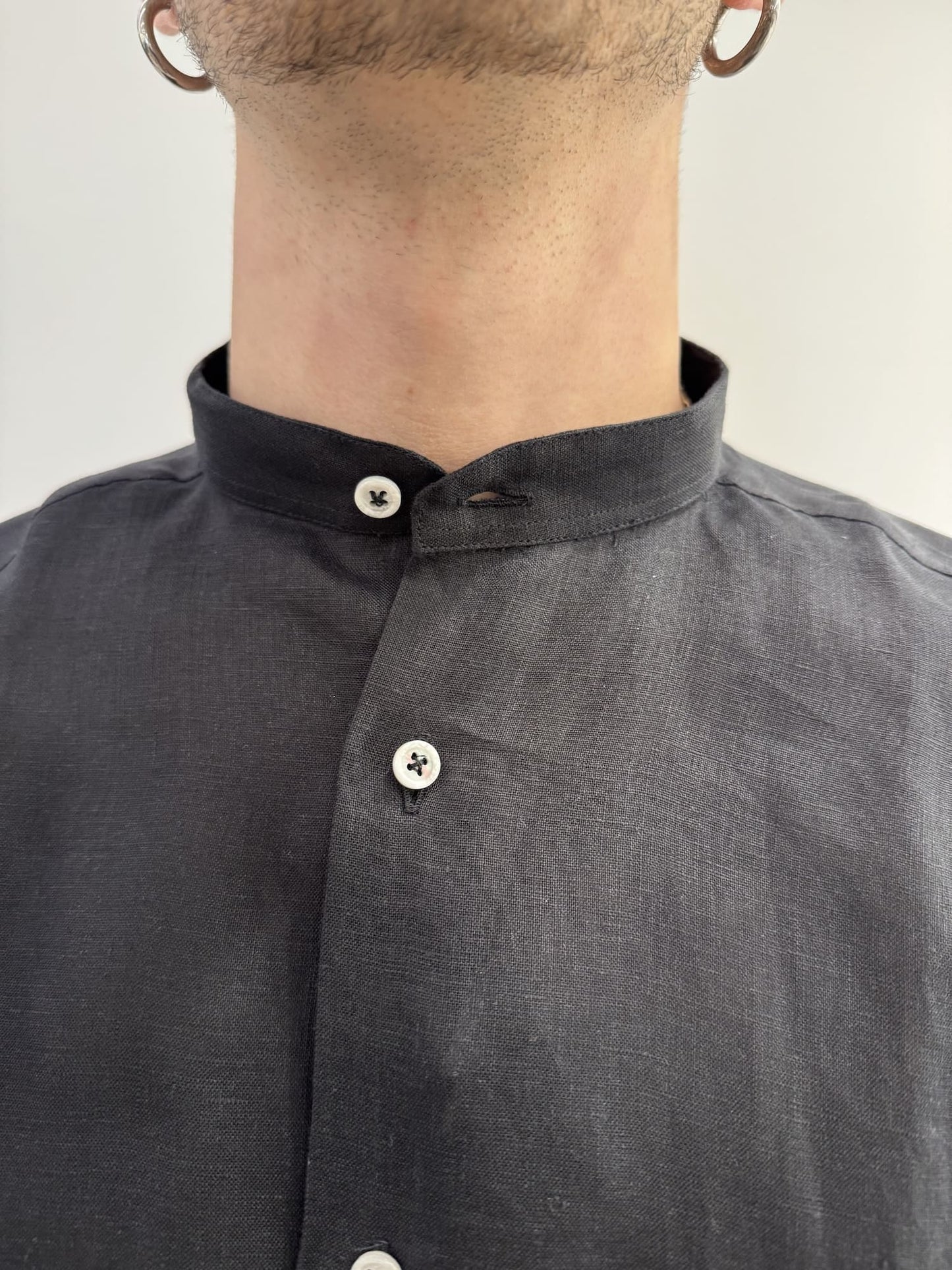 Camicia collo coreana in lino