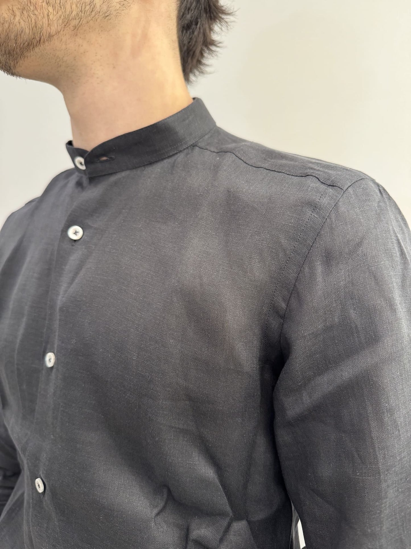 Camicia collo coreana in lino