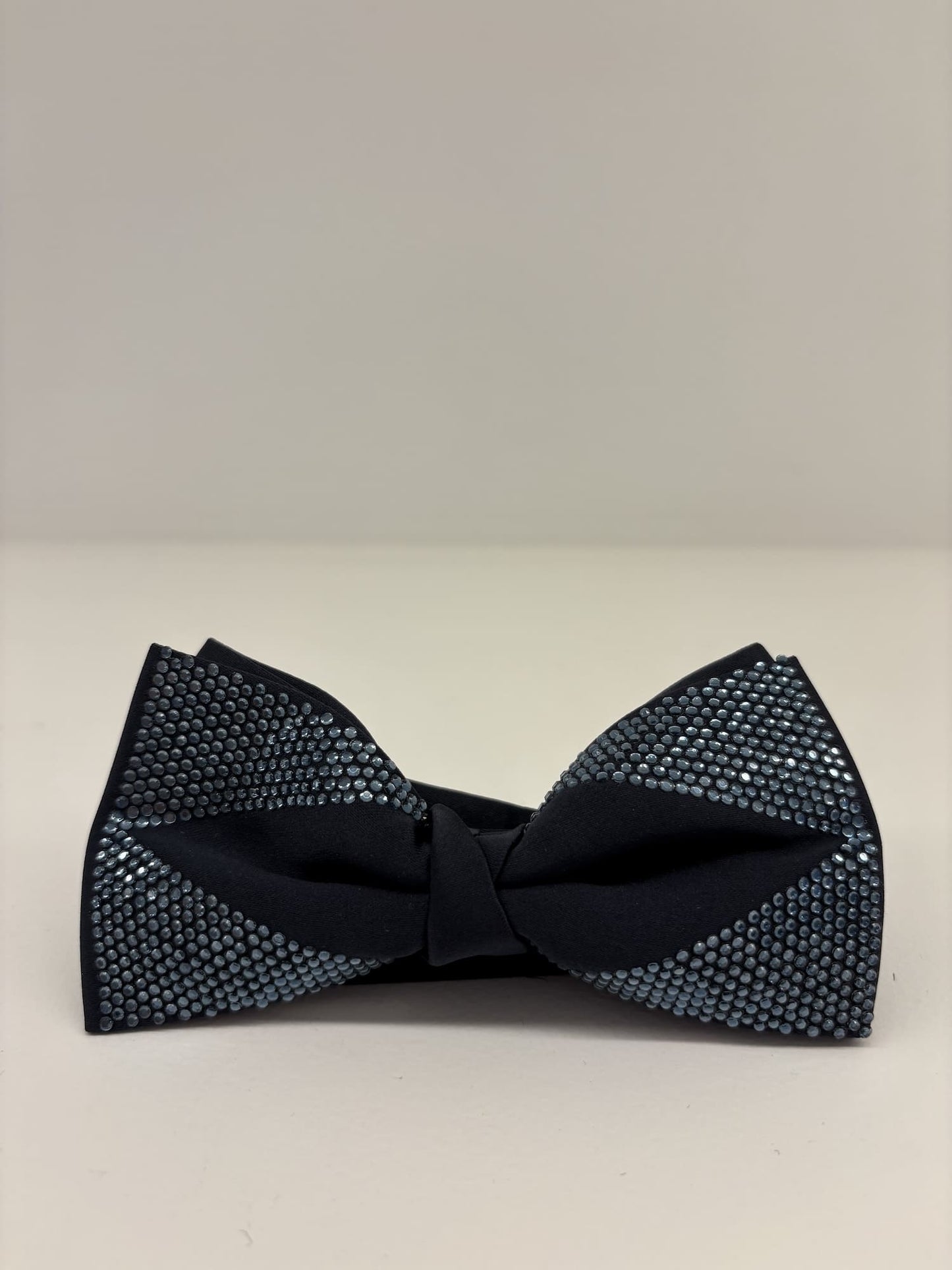 Papillon raso blu motivo