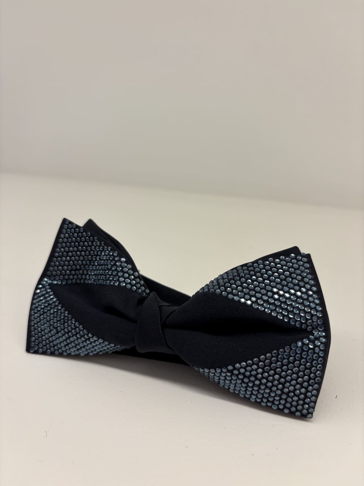 Papillon raso blu motivo