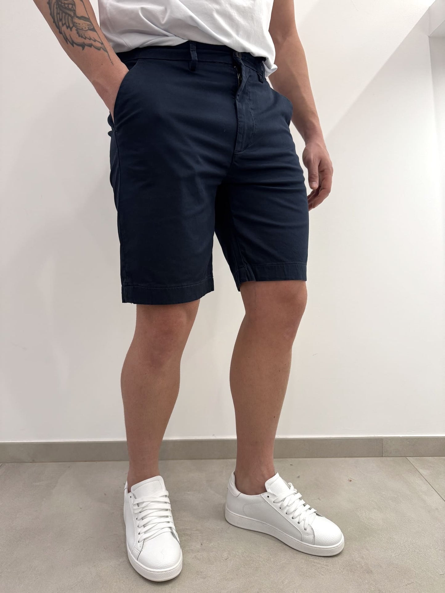 Bermuda tasca a filo slim