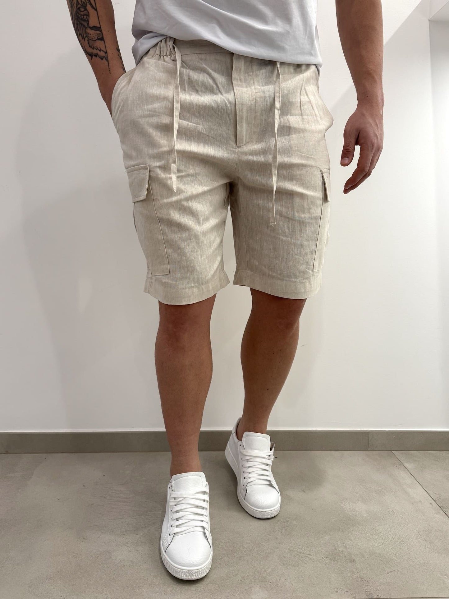 Bermuda con laccetto in misto lino