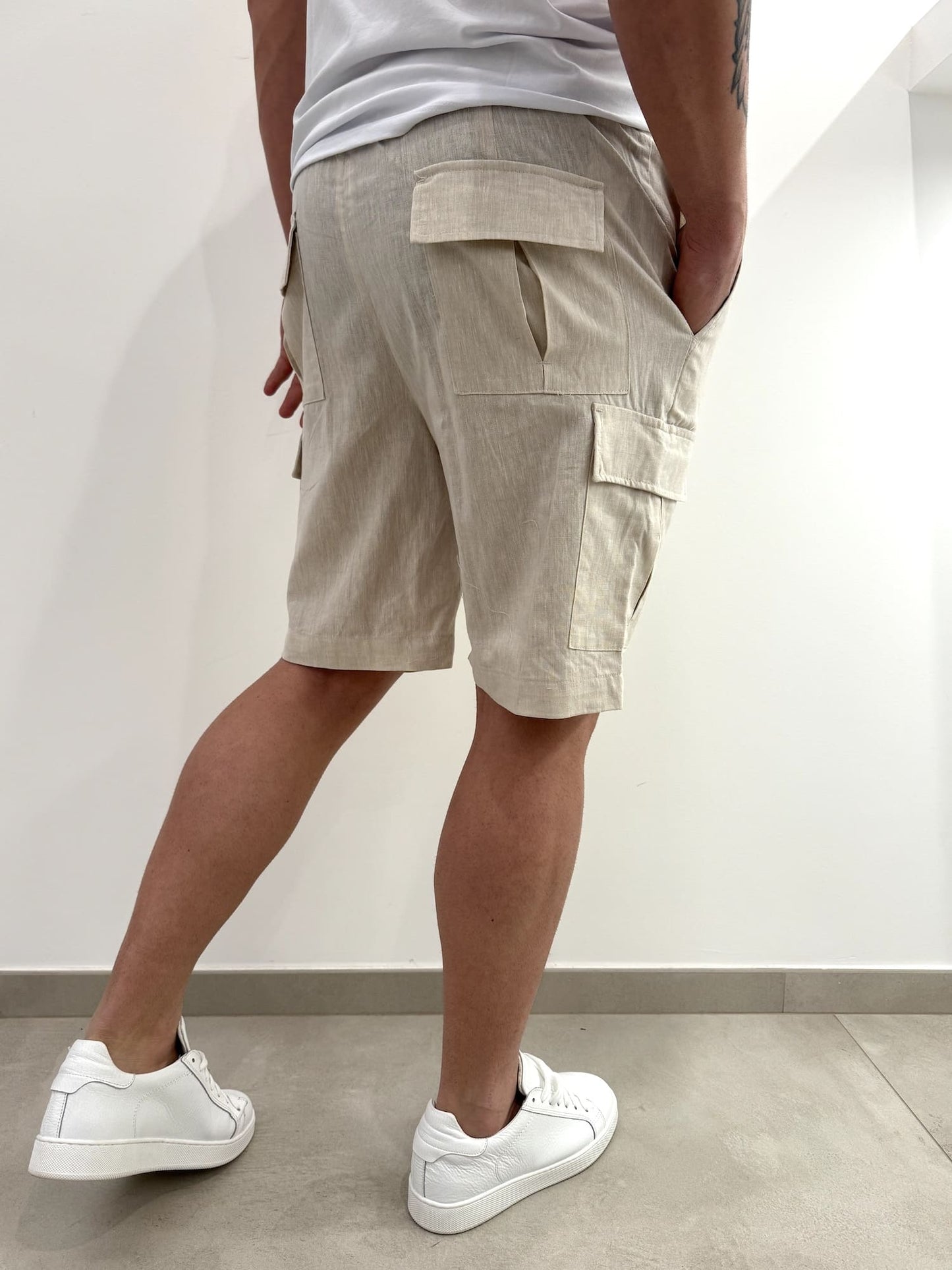 Bermuda con laccetto in misto lino