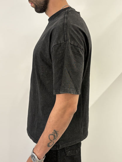 T-shirt cropped con stampa slavata