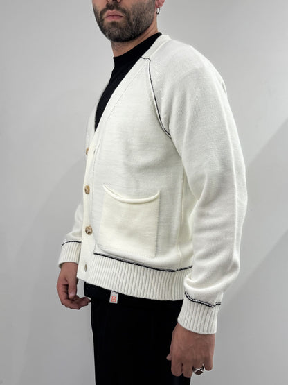 Cardigan  Blacksvnday con dettagli a contrasto panna