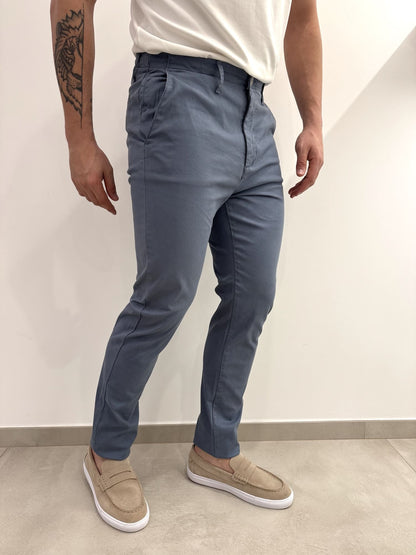 Pantalone tasca a filo in cotone operato