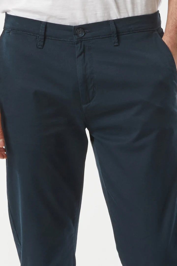 Pantaloni chinos basic