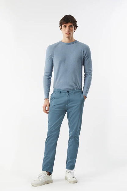 Pantaloni chinos basic