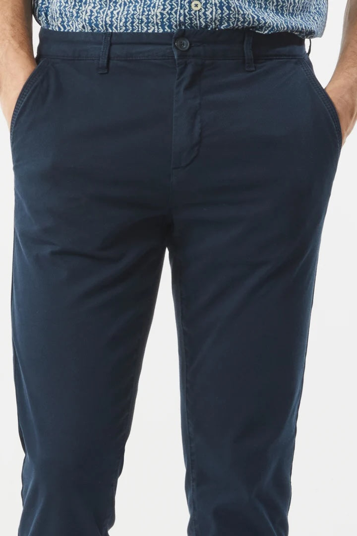 Pantaloni chinos slim fit dobby