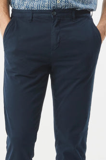 Pantaloni chinos slim fit dobby