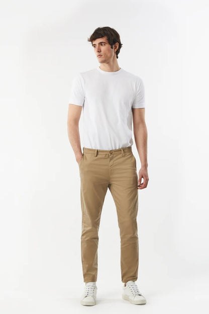 Pantaloni chinos slim fit