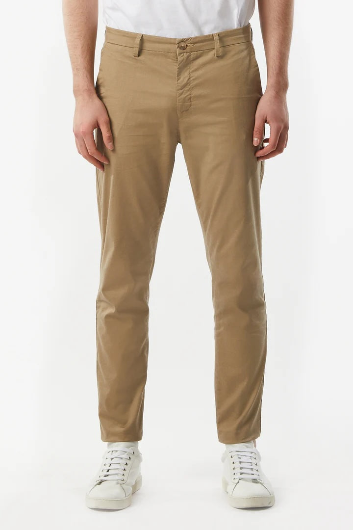 Pantaloni chinos slim fit