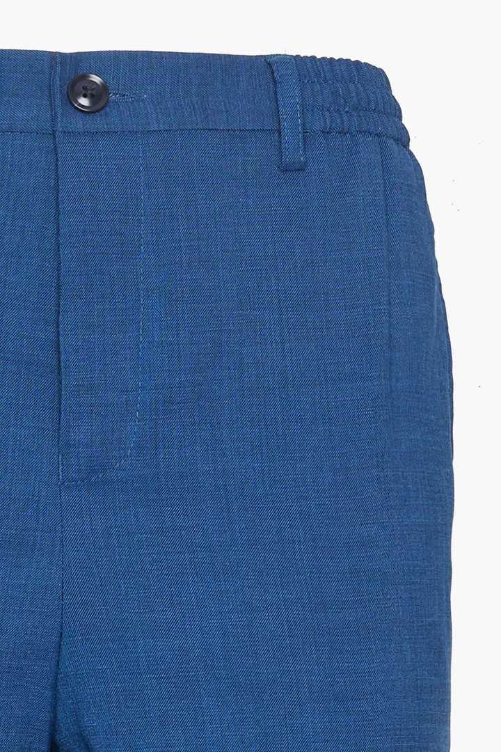 Pantaloni jogger fit taglio classico