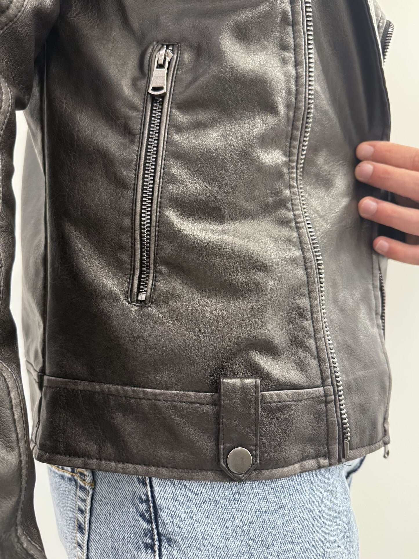 Giubotto in Pelle Stile Chiodo