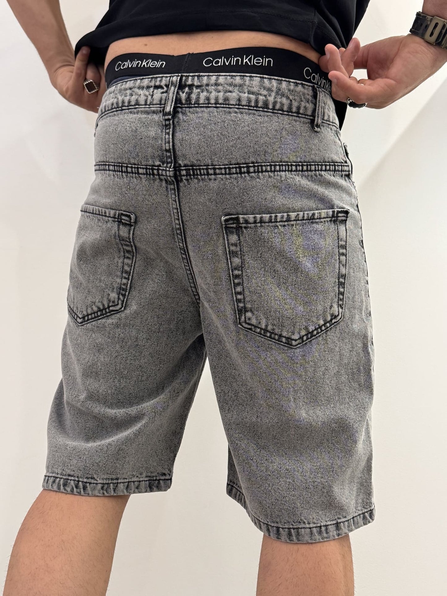 Bermuda in jeans grigio