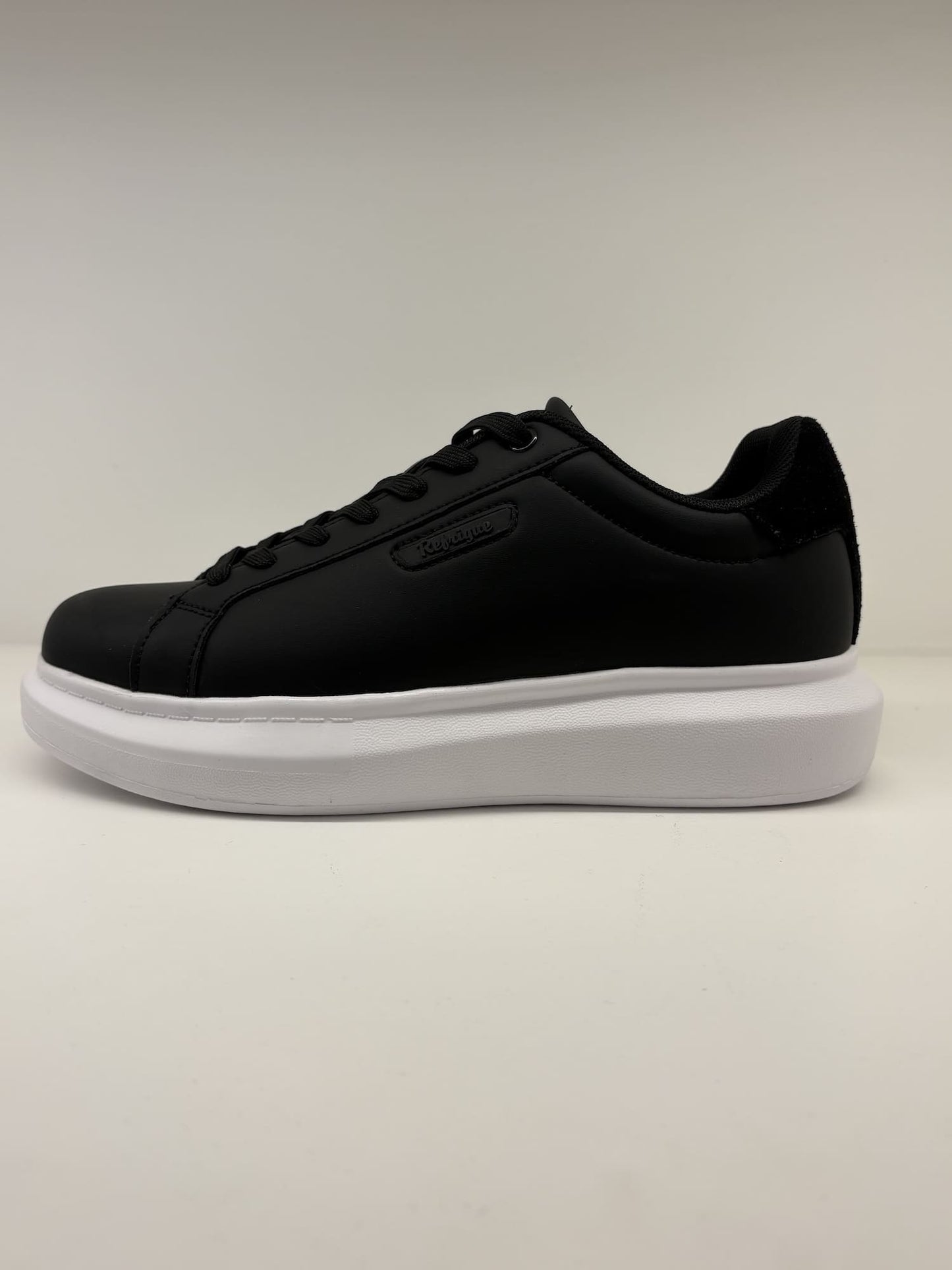 Sneakers Refrigue con para alta