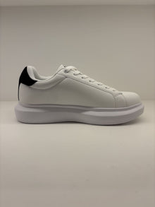 Sneakers Refrigue con para alta