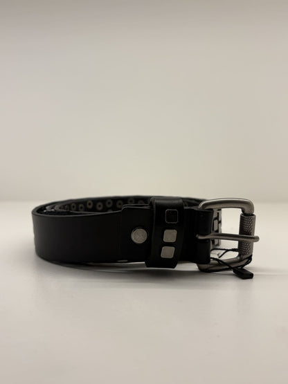 Cintura uomo in pelle con borchie