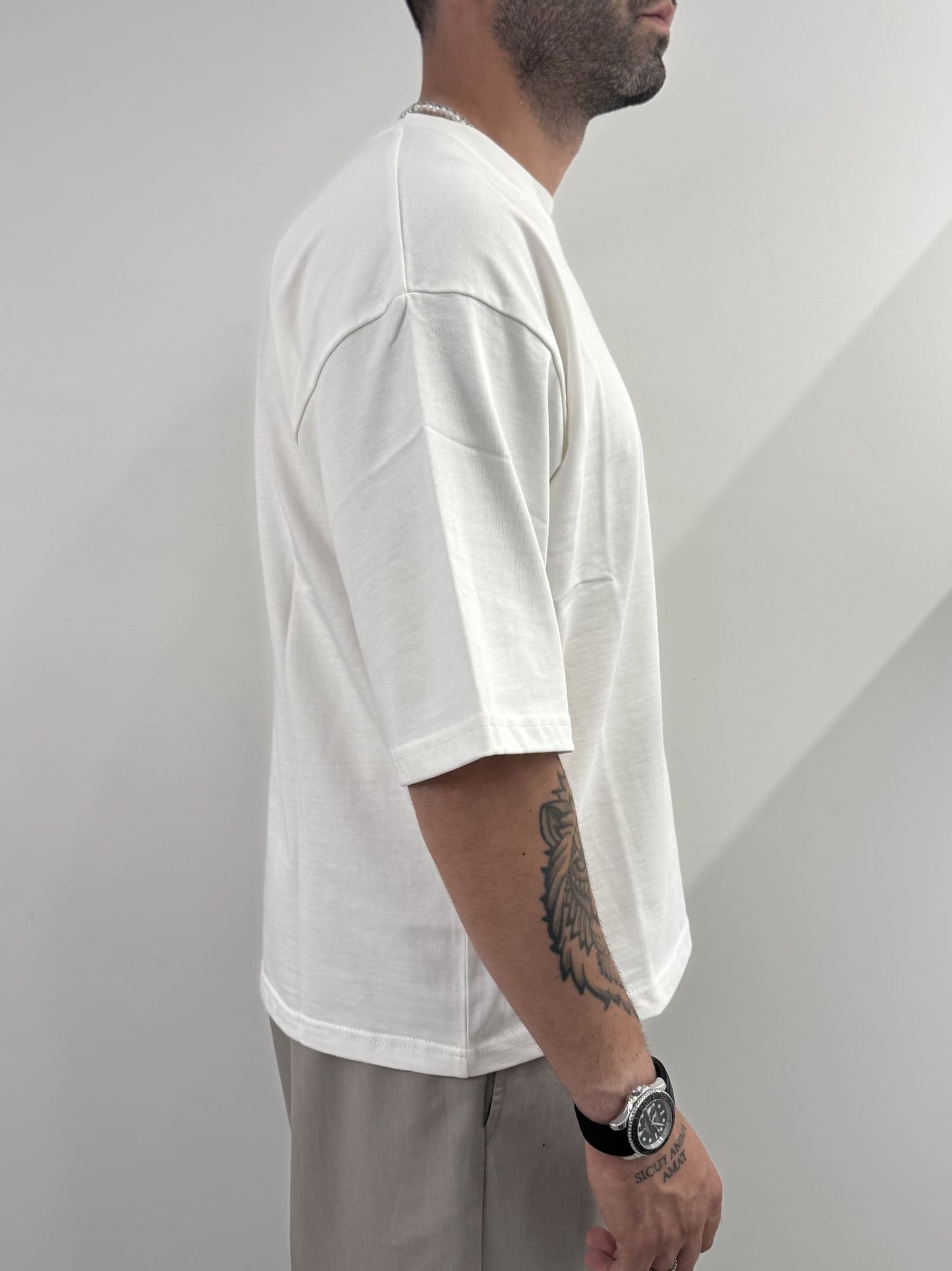 T-shirt basic over panna
