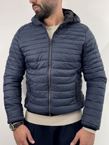 Giubbotto 100g con cappuccio