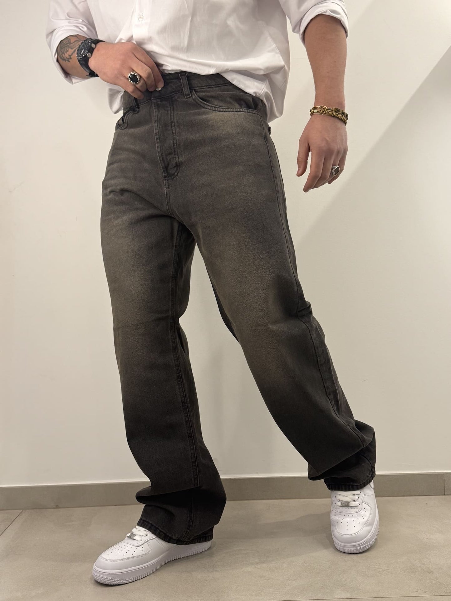 Jeans scuro basic baggy