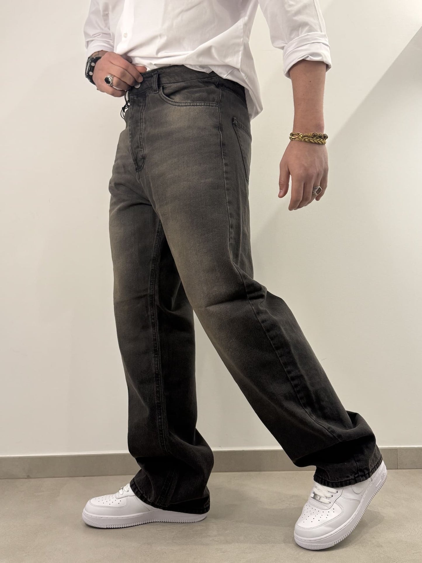 Jeans scuro basic baggy