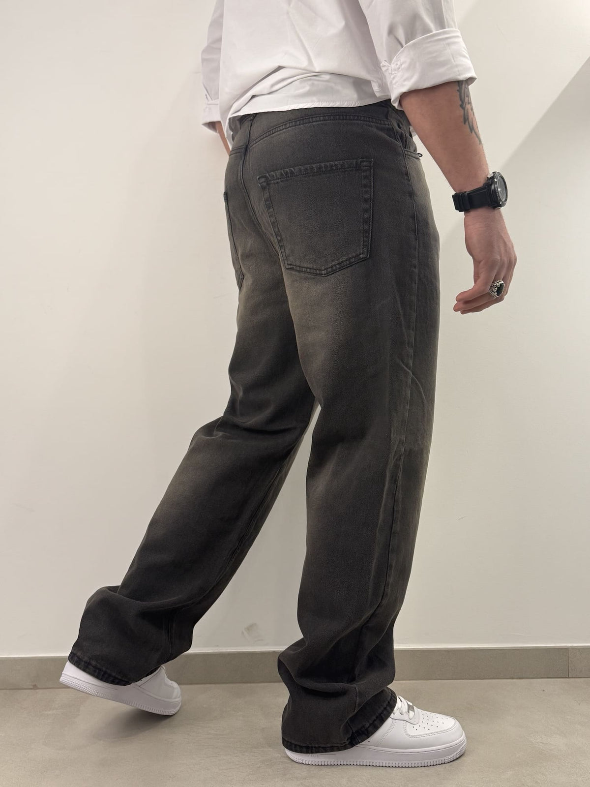 Jeans scuro basic baggy