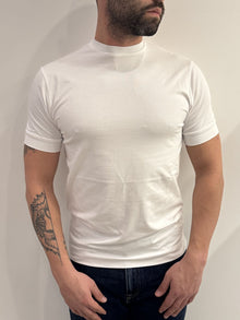 T-shirt basic elasticizzata