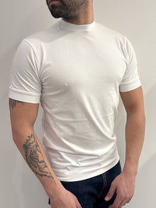T-shirt basic elasticizzata
