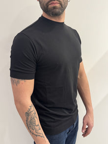 T-shirt basic elasticizzata